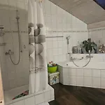 Apartmán Ganzes Obergeschoss In Privathaus Mit Dachterrasse *