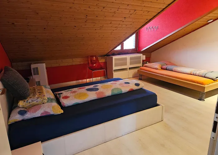 Ganzes Obergeschoss In Privathaus Mit Dachterrasse Apartamento *