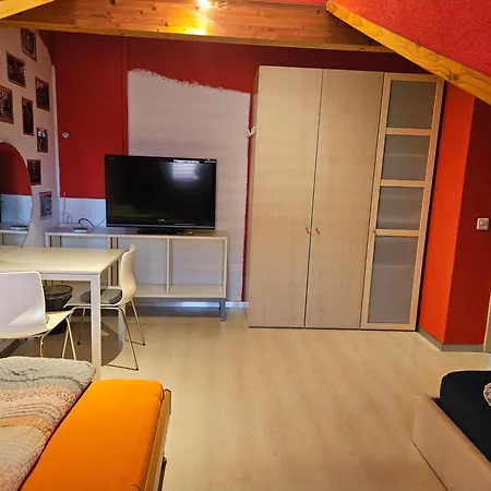 Daire Ganzes Obergeschoss In Privathaus Mit Dachterrasse *